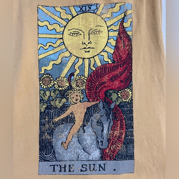 Muscle-tee yellow sun tank top - Picture 3 of 5